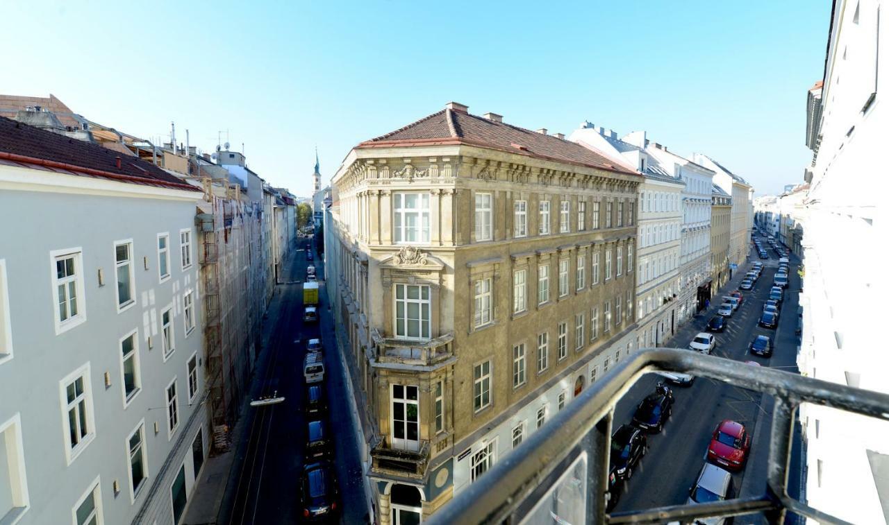 Stylish, Cosy & Central "Self-Check-In" Apartment Vienna Luaran gambar